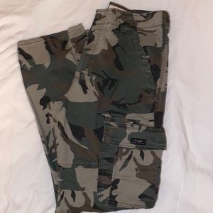 COPY - Wrangler Camo Cargo Pants